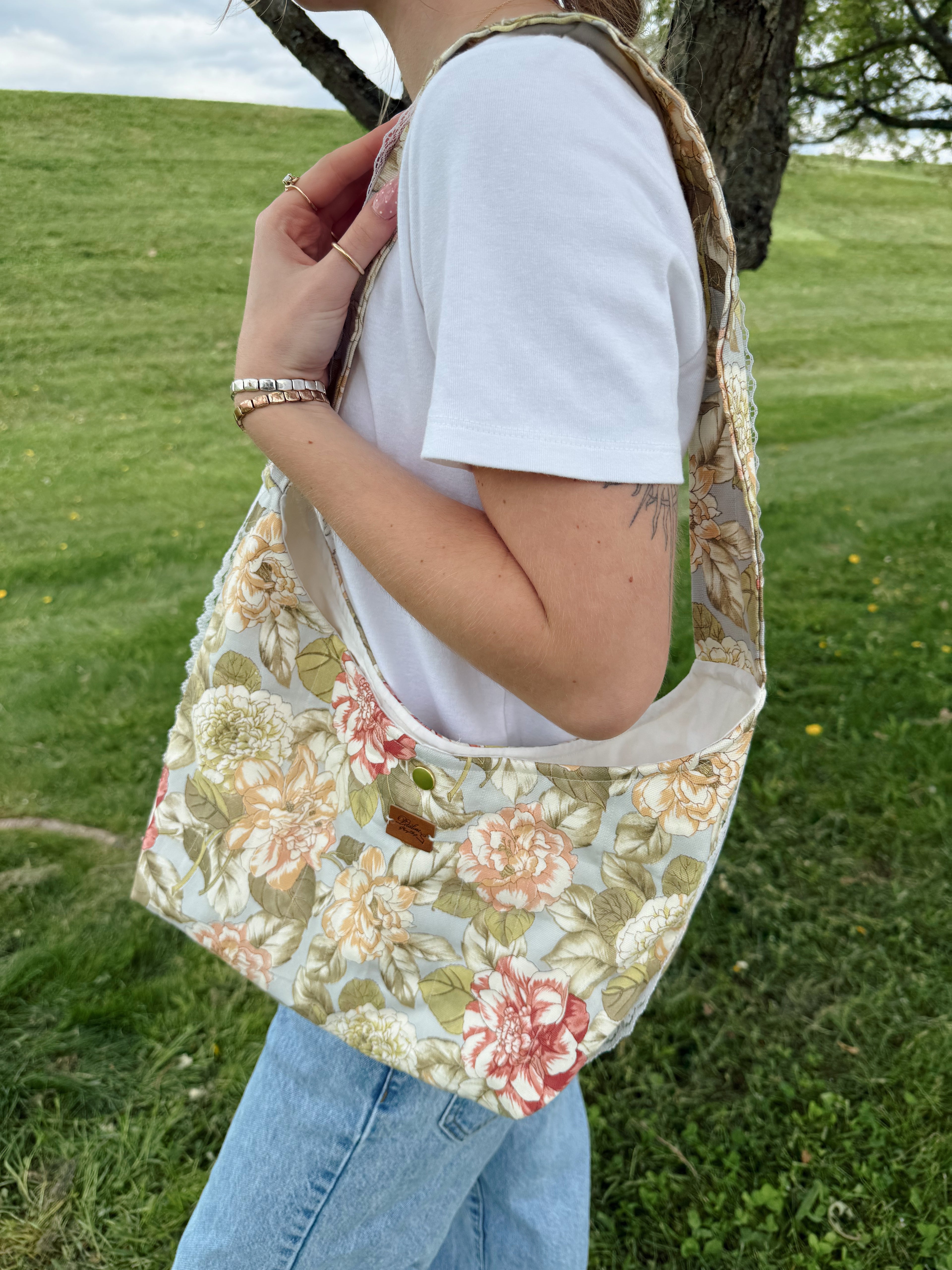 blossom quilted purse