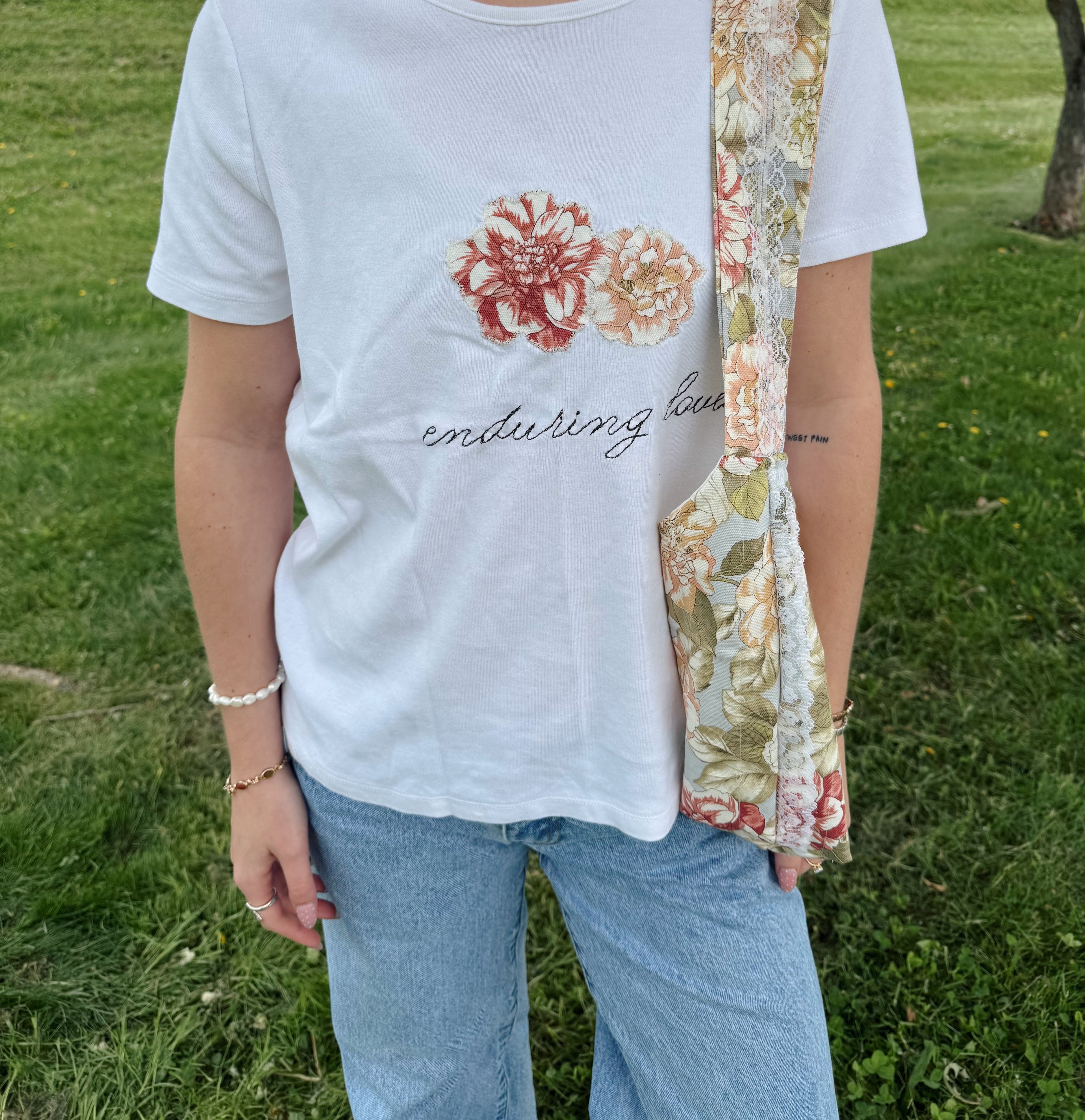 “enduring love” appliqué t-shirt