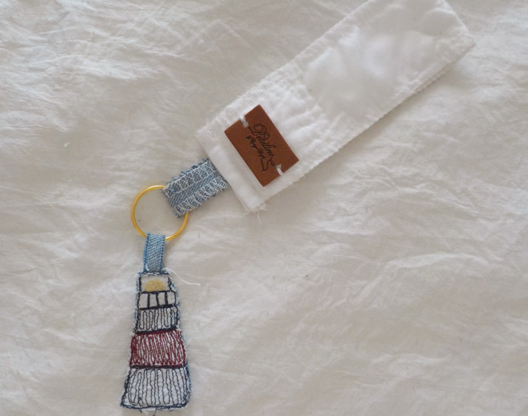 white wristlet keychain combo